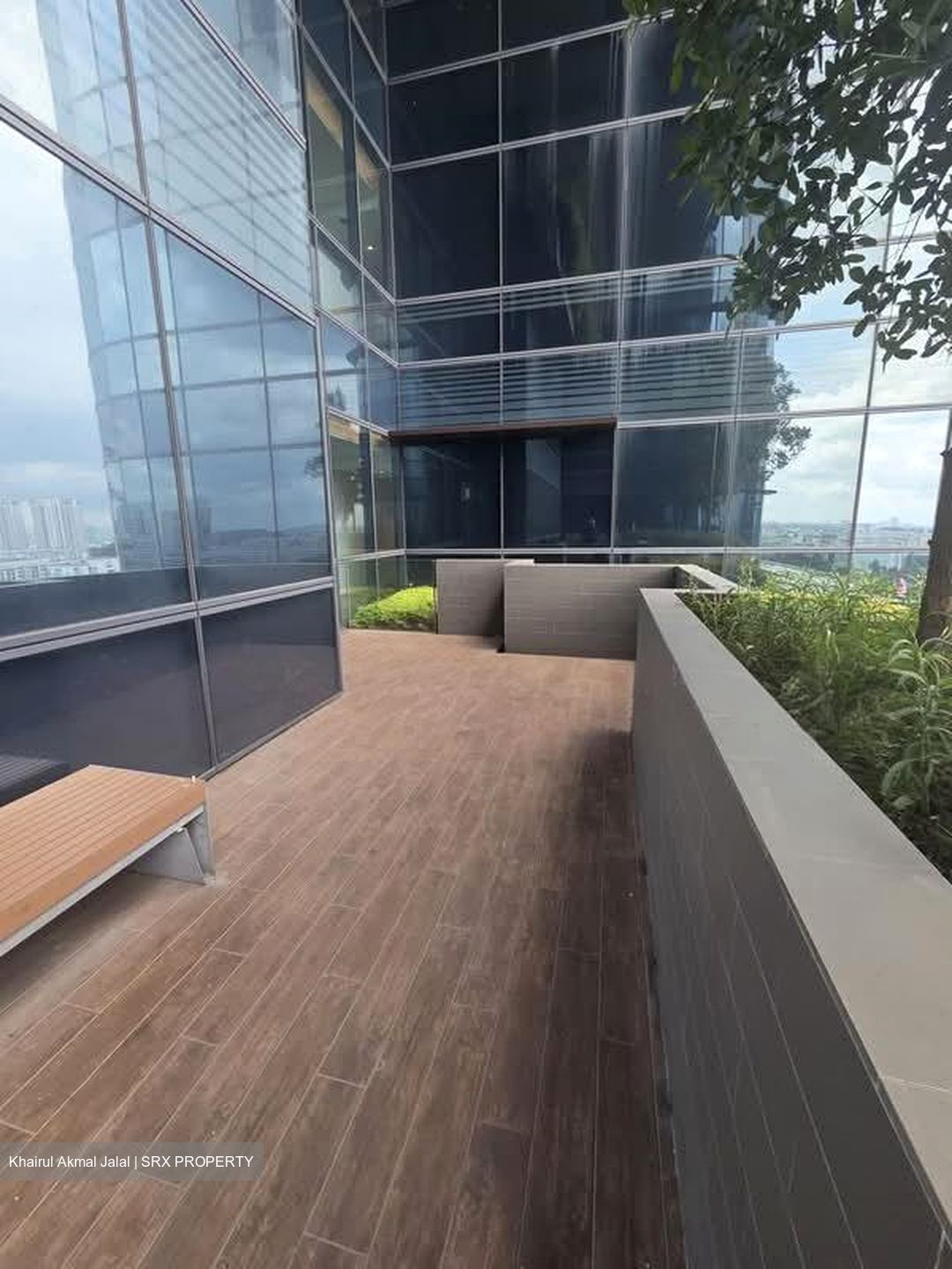 Woods Square (D25), Office #550236601